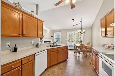 443 Beacon Drive, Maysville, GA 30558 - Photo 12