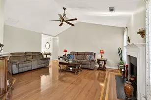 443 Beacon Dr, Maysville, GA 30558 - Photo 6