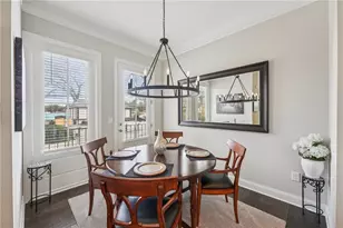 2022 Manchester St NE, Atlanta, GA 30324 - Photo 2