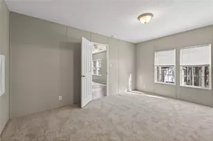 5458 Rolling Oak Ln, Buford, GA 30518 - Photo 10