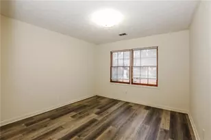 7074 Williamsburg Dr, Riverdale, GA 30274 - Photo 14