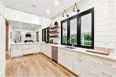 4279 E Brookhaven Drive NE, Atlanta, GA 30319 - Photo 14