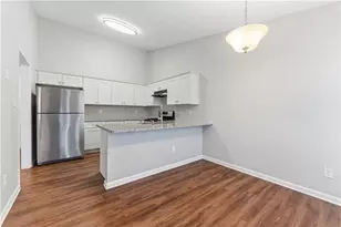 1375 Avalon Dr, Lawrenceville, GA 30044 - Photo 6