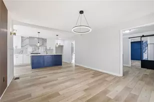 5147 Rocky Run Dr, Stone Mountain, GA 30088 - Photo 8