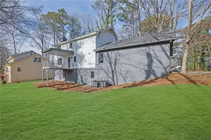 5147 Rocky Run Dr, Stone Mountain, GA 30088 - Photo 32