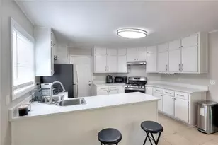 865 Oakhill Ct, Stone Mountain, GA 30088 - Photo 10