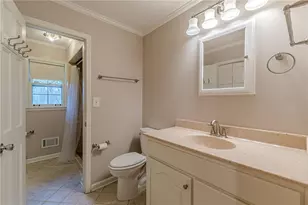 9996 Walden Dr, Jonesboro, GA 30238 - Photo 32