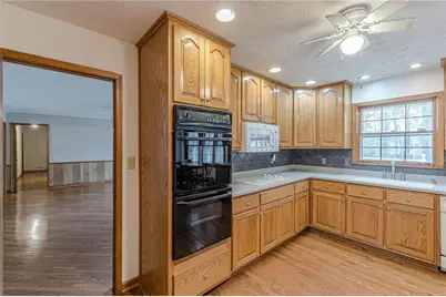 9996 Walden Drive, Jonesboro, GA 30238 - Photo 6