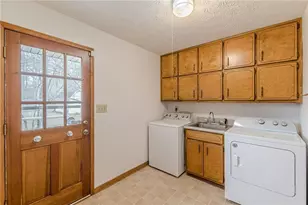 9996 Walden Dr, Jonesboro, GA 30238 - Photo 10