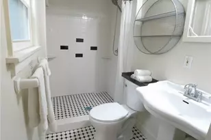 1197 Stillwood Dr NE, Atlanta, GA 30306 - Photo 8