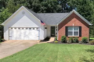 5740 Rolling Meadow Ln, Flowery Branch, GA 30542 - Photo 1