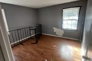 3395 S Rockview Ct, Lithonia, GA 30038 - Photo 10