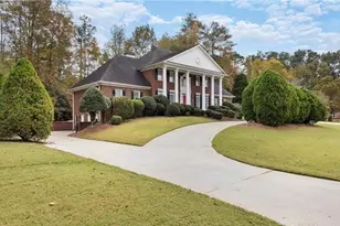 110 Emerald Lake Dr, Fayetteville, GA 30215 - Photo 1