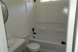 1075 Litchfield Way SW, Marietta, GA 30060 - Photo 12