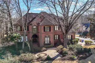 230 Leaf Ct, Alpharetta, GA 30005 - Photo 1