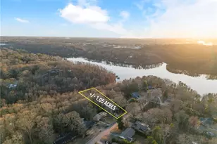 825 Beverly Dr, Gainesville, GA 30501 - Photo 2