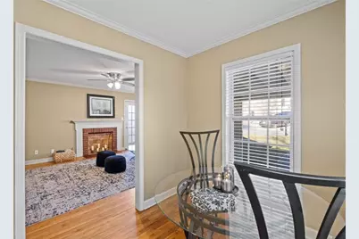 238 Crescent Circle SW, Marietta, GA 30064 - Photo 8