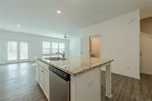 628 Isom Walk, Suwanee, GA 30024 - Photo 10