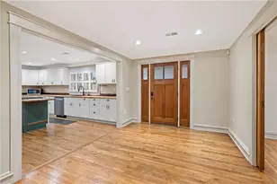 1429 Lakeview Rd, Grayson, GA 30017 - Photo 2