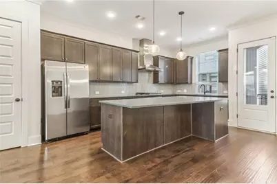 621 Broadview Terrace NE, Atlanta, GA 30324 - Photo 8