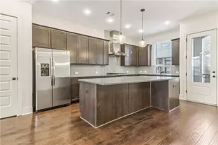 621 Broadview Terrace NE, Atlanta, GA 30324 - Photo 8