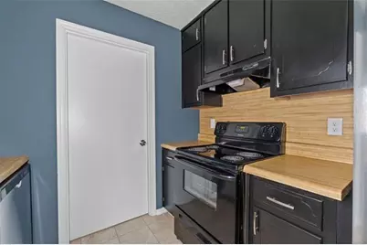 10100 Clearview Dr NW, Covington, GA 30014 - Photo 8