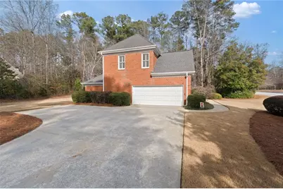 1700 Canterbury Pointe SE, Conyers, GA 30013 - Photo 6