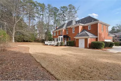 1700 Canterbury Pointe SE, Conyers, GA 30013 - Photo 12