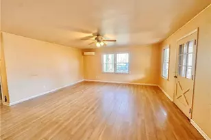 181 Barnyard Ln, Clayton, GA 30525 - Photo 4