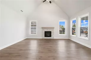 555 Pearl St, Cumming, GA 30040 - Photo 12