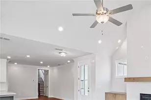 547 Pearl St, Cumming, GA 30040 - Photo 6