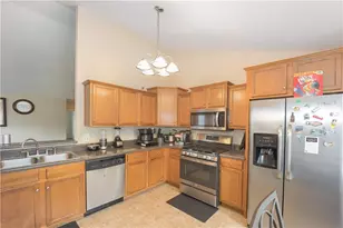 1066 Mcduffie Cir, Douglasville, GA 30134 - Photo 12