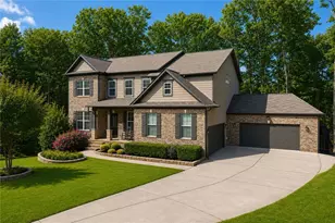9240 Holly Wood Dr, Gainesville, GA 30506 - Photo 1