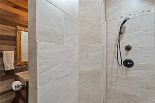 9240 Holly Wood Dr, Gainesville, GA 30506 - Photo 38