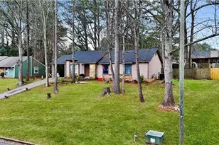 8789 Parliament Pl, Jonesboro, GA 30238 - Photo 2