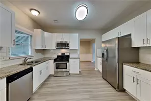 7119 Big Woods Dr, Woodstock, GA 30189 - Photo 6