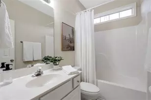 1075 Julius Dr, Suwanee, GA 30024 - Photo 16