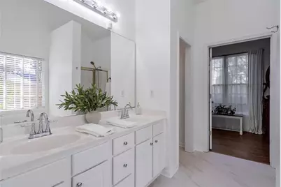 1075 Julius Drive, Suwanee, GA 30024 - Photo 12