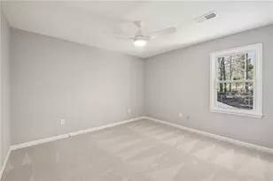 4658 Robie Rd SW, Lilburn, GA 30047 - Photo 22