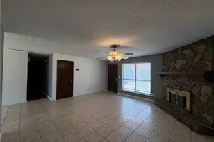 1317 Country Downs Dr, Norcross, GA 30093 - Photo 4