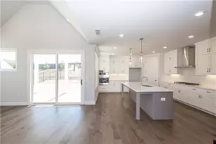 563 Pearl St, Cumming, GA 30040 - Photo 6