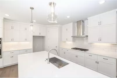 563 Pearl Street, Cumming, GA 30040 - Photo 8