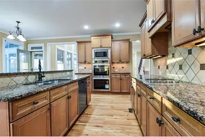 5011 Glen Forrest Drive, Flowery Branch, GA 30542 - Photo 20