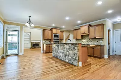 5011 Glen Forrest Drive, Flowery Branch, GA 30542 - Photo 18