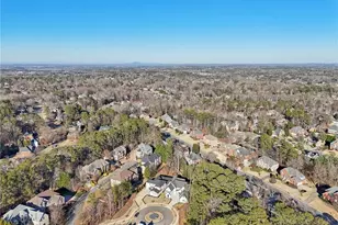 120 Thome Dr, Alpharetta, GA 30022 - Photo 108