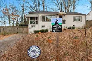 810 Burchill St SW, Atlanta, GA 30310 - Photo 2