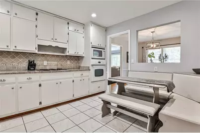 1422 Lively Ridge Road NE, Atlanta, GA 30329 - Photo 12