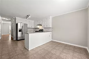 100 Whisperwood Ln NW, Marietta, GA 30064 - Photo 6