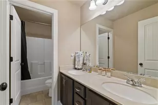 1050 Silver Thorne Dr, Loganville, GA 30052 - Photo 44