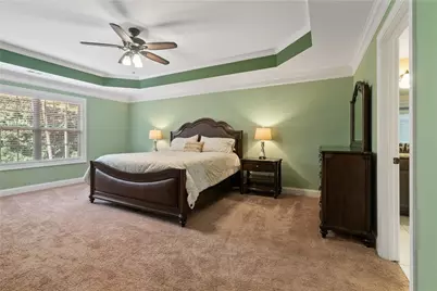 1050 Silver Thorne Drive, Loganville, GA 30052 - Photo 32